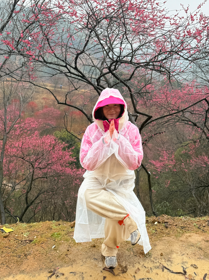 缓慢爬山