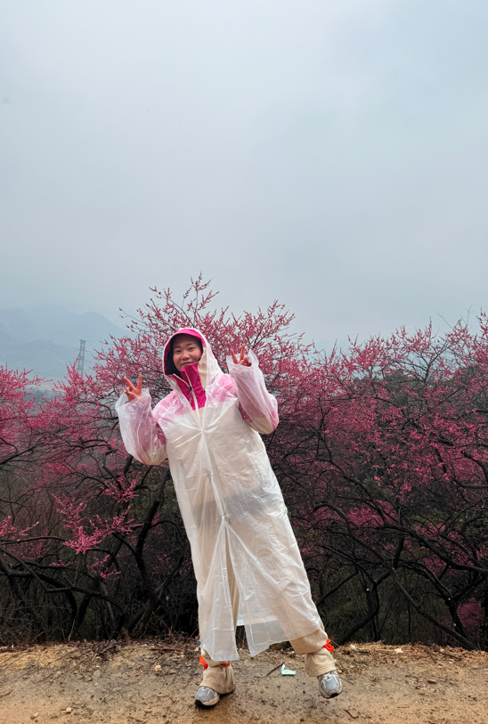 缓慢爬山